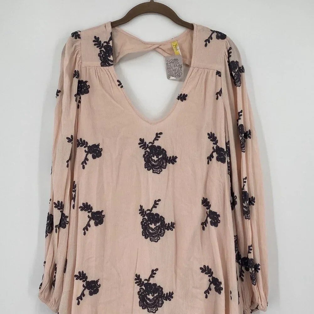 FREE PEOPLE Size Small Pink Emma Floral Embroidered Boho Mini Swing Dress NWT